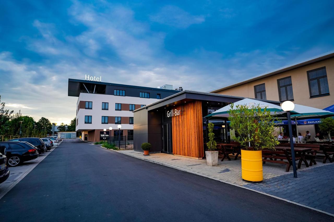Hotel Viktorosa Hofgeismar Exterior photo