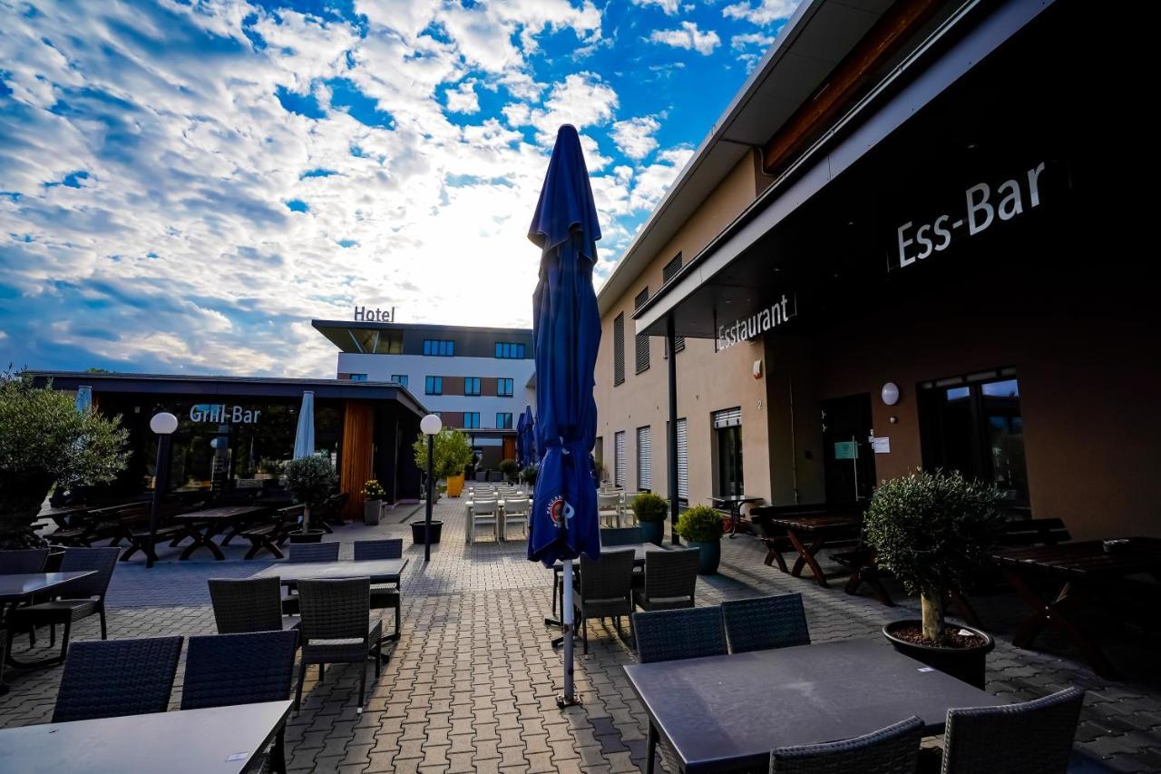 Hotel Viktorosa Hofgeismar Exterior photo